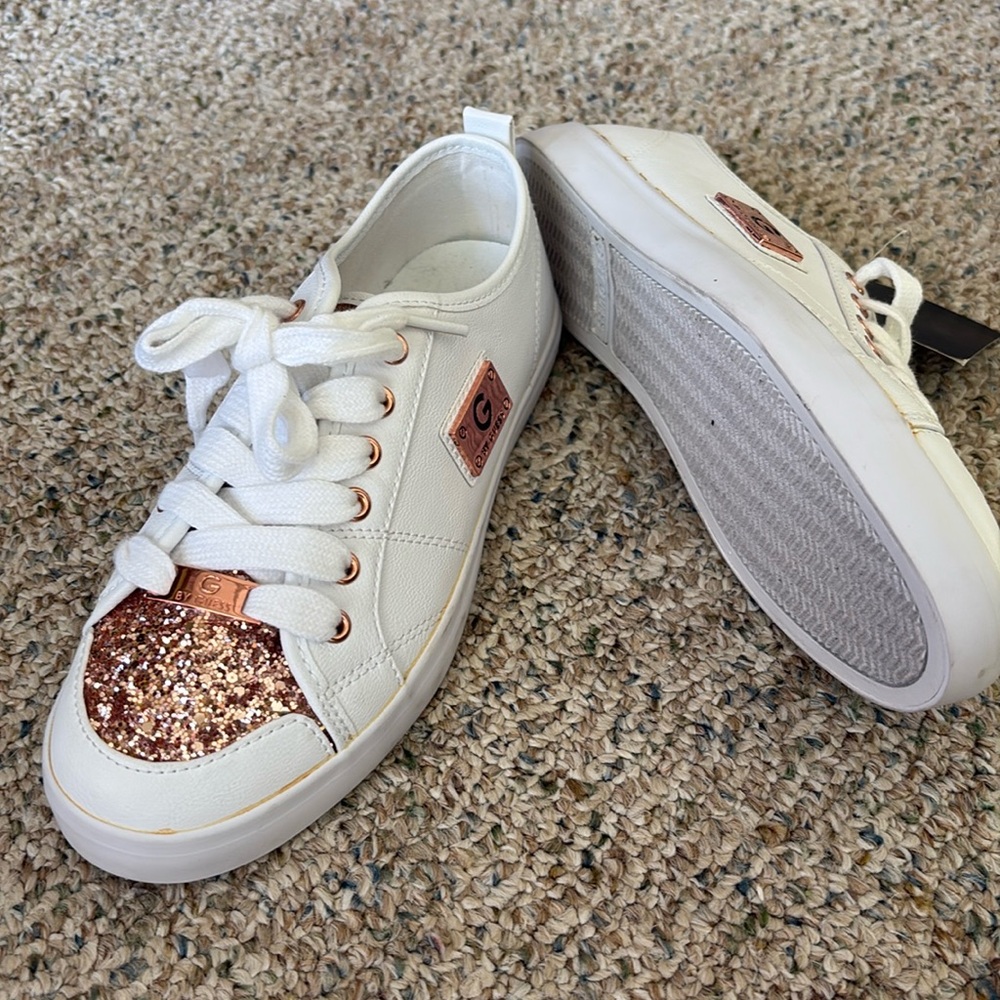 BNWT Guess Sneakers